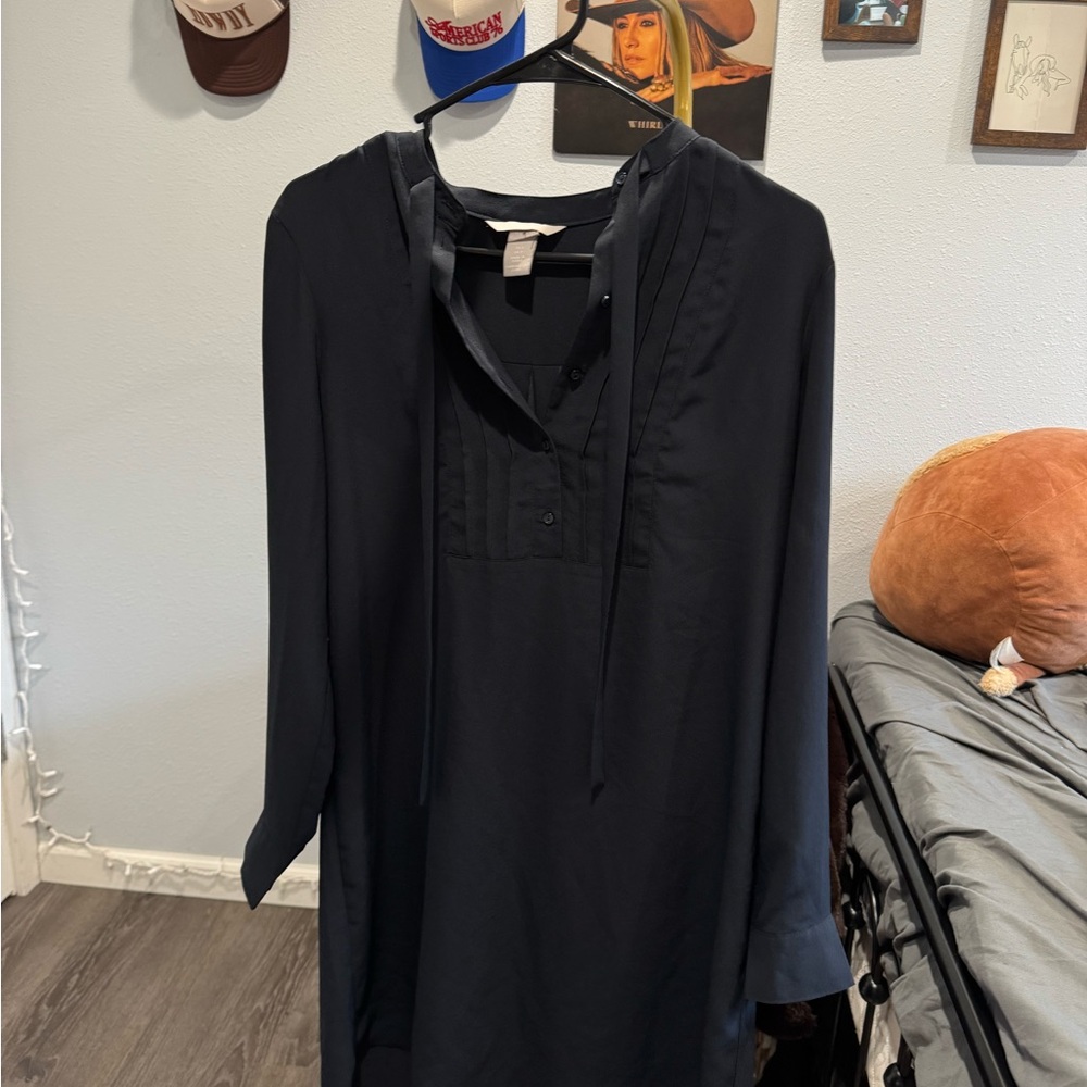 H&M Black Long-Sleeve Dress